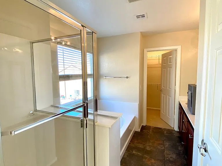 2324 Cockatoo Dr — Photo 13