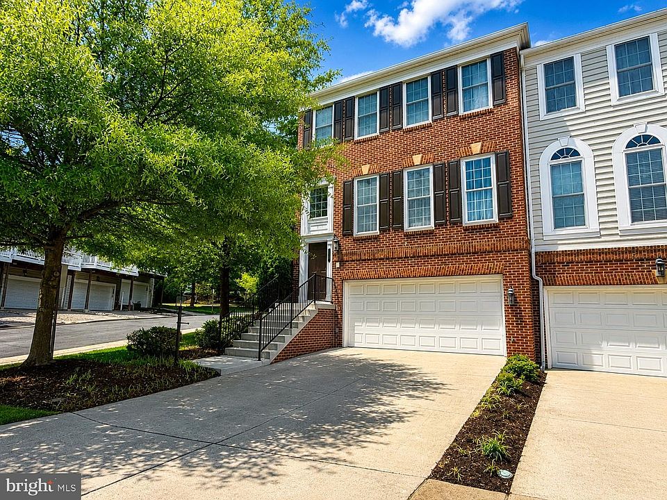 1st image of 14501 Crossfield Way