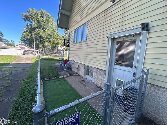 3rd image of 505 Chester Ave