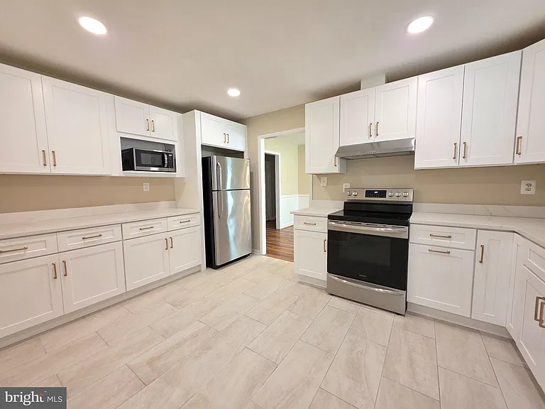 2090 Jason Ct — Photo 17