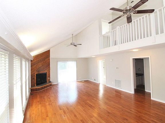 5th image of 4420 Forrest Dr