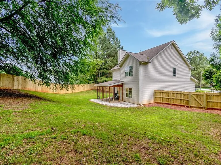 134 Lexington Parke Dr — Photo 47