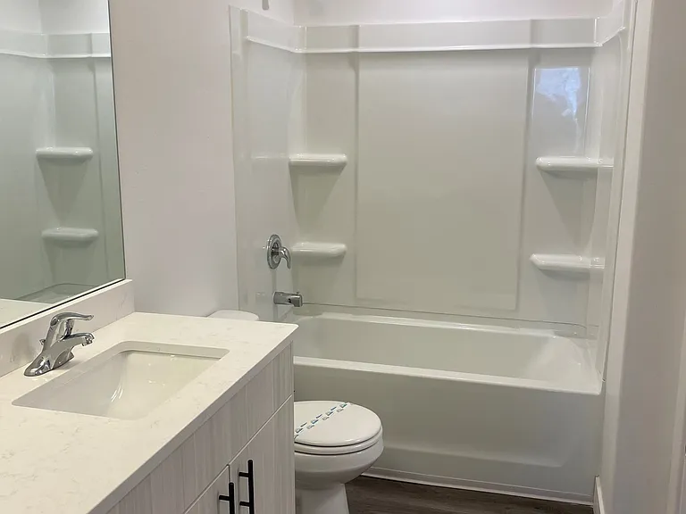 South Ridge Apartments — Photo 29
