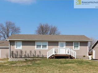 610 W Braun St, Edgerton, KS 66021