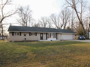 2261 Blackthorn Dr, Burton, MI 48509