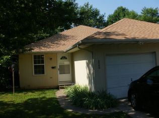 2540 W Lombard St, Springfield, MO 65802