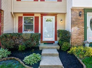 8329 Wind Fall Rd, Springfield, VA 22153