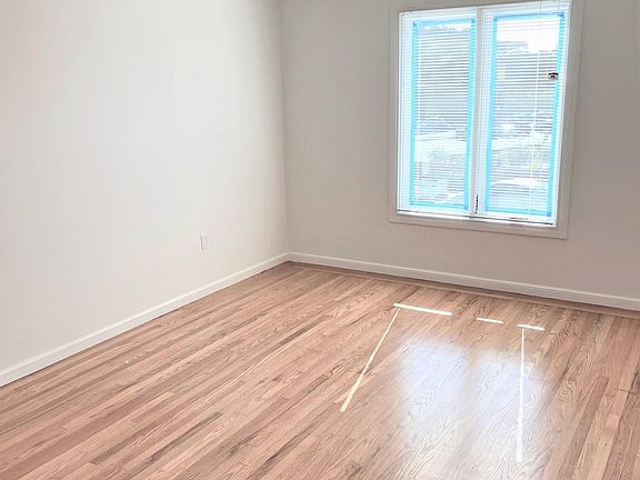 4th image of 2754 43rd Ave