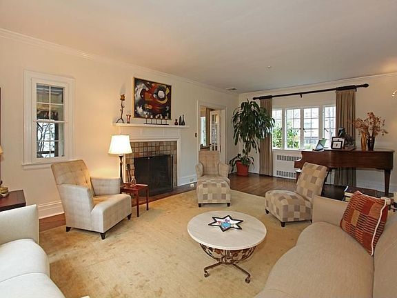 Classic Fox Meadow Tudor