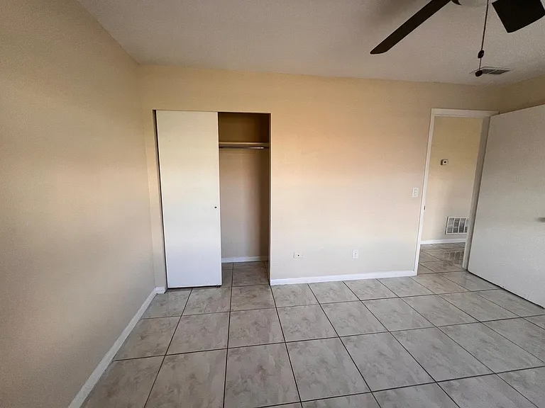 1665 W Oak Ridge Rd #C — Photo 10
