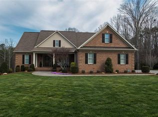 8712 Makena Ct, Rural Hall, NC 27045