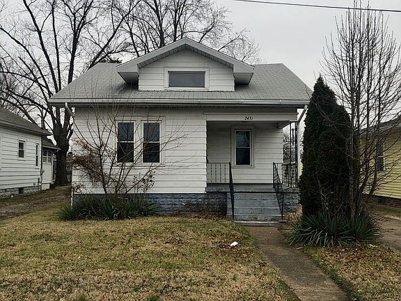 2nd image of 2431 N Heidelbach Ave