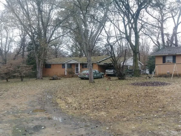 54 Dozier Ln, Dyersburg, TN 38024