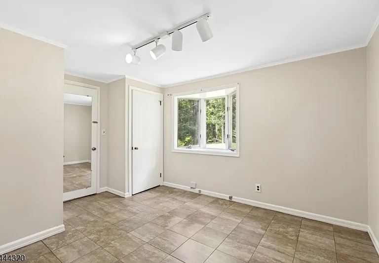 62 Gaston Rd — Photo 25