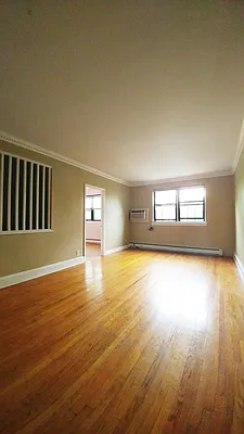 Rented by B&T Realty Services | media 14