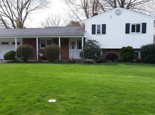 4300 W Bend Dr, Willoughby, OH 44094