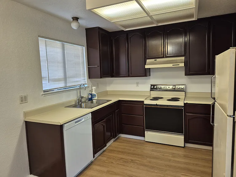 15 Bingham Cir — Photo 4
