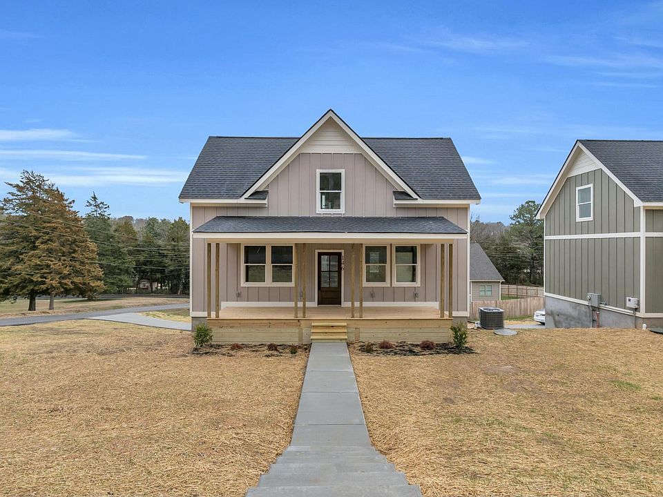1st image of 146 Douglas Cir Lot 6