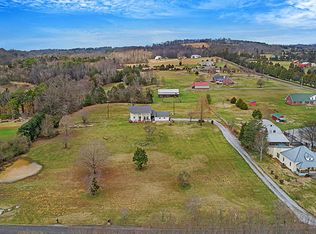 7922 Majors Rd, Corryton, TN 37721