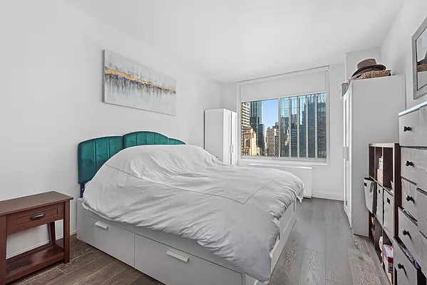 Rented by Corcoran | media 3