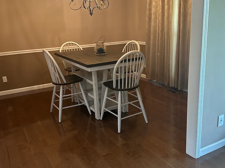 4751 Ellen Cir — Photo 7