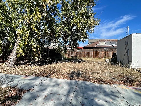 5th image of 2285 San Miguel Avenue