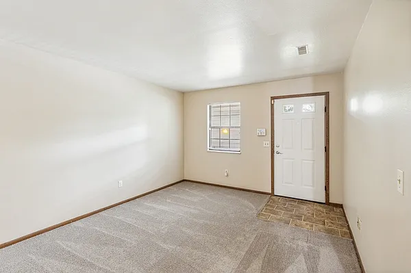 Beacon Place Apartments — Photo 20
