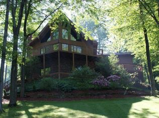 649 King Beach Dr, Howard, OH 43028