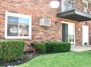 3153 Hillcrest Rd #2, Dubuque, IA 52001