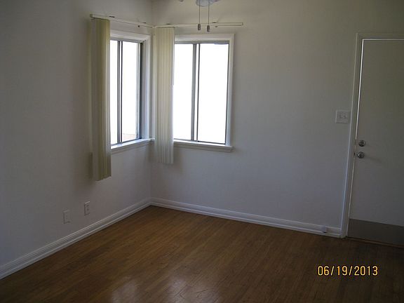 3rd image of 530 E Angeleno Ave