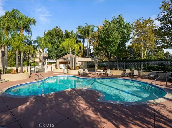 23705 Del Monte Dr Unit 235, Santa Clarita, CA 91355