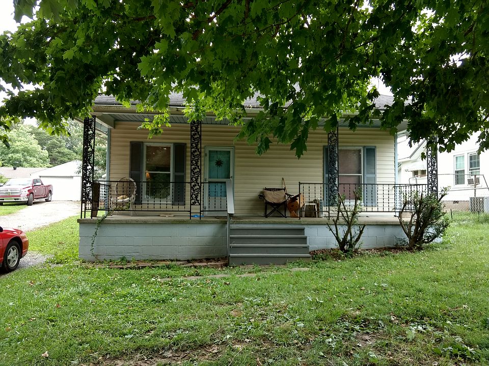 1st image of 908 W Reservoir Ave