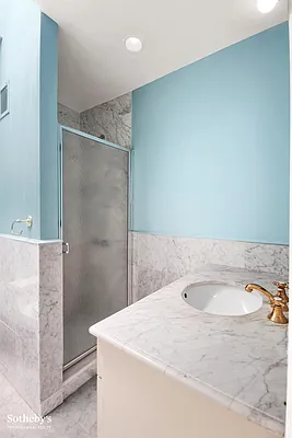 Rented by Sotheby's International Realty | media 22