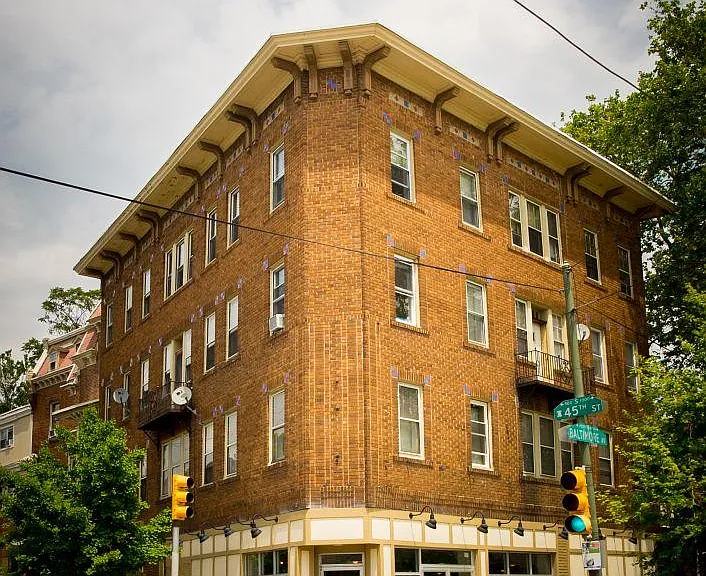 Franklin Court — Photo 22
