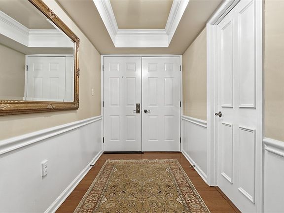 4th image of 300 Fox Chapel Rd APT 407