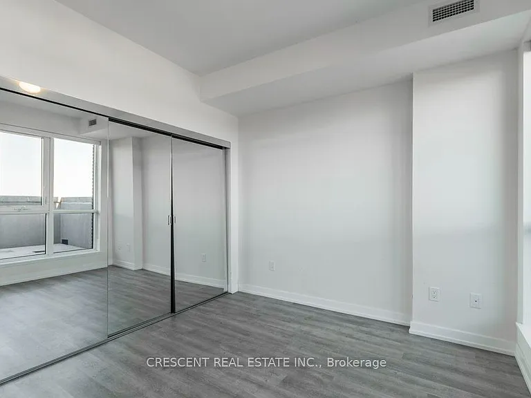 2300 Saint Clair Ave W #527 — Photo 17
