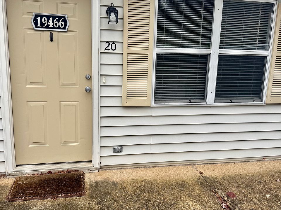 1st image of 19466 Manchester Dr #20