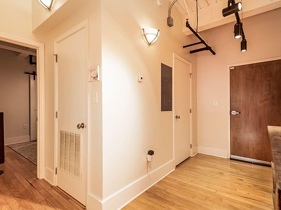 2nd image of 1060 Worlds Fair Park Dr Unit 23