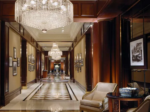 Essex House Residences 