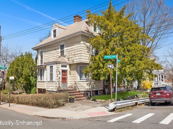 1 Vine St, Staten Island, NY 10301