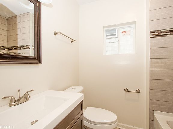 3rd image of 8050 S Saginaw Ave