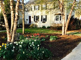 50 N Fenwick St, Arlington, VA 22201