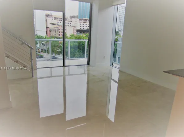 1050 Brickell Ave, Miami, FL