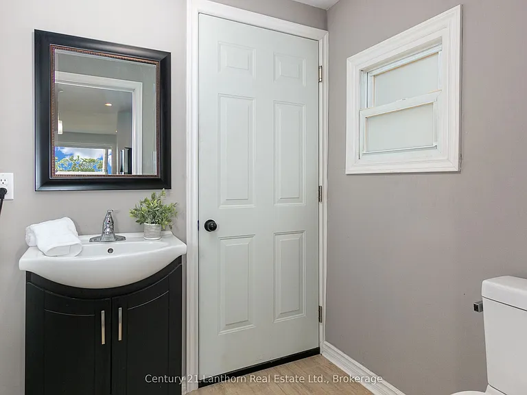 104 Creswell Dr — Photo 11
