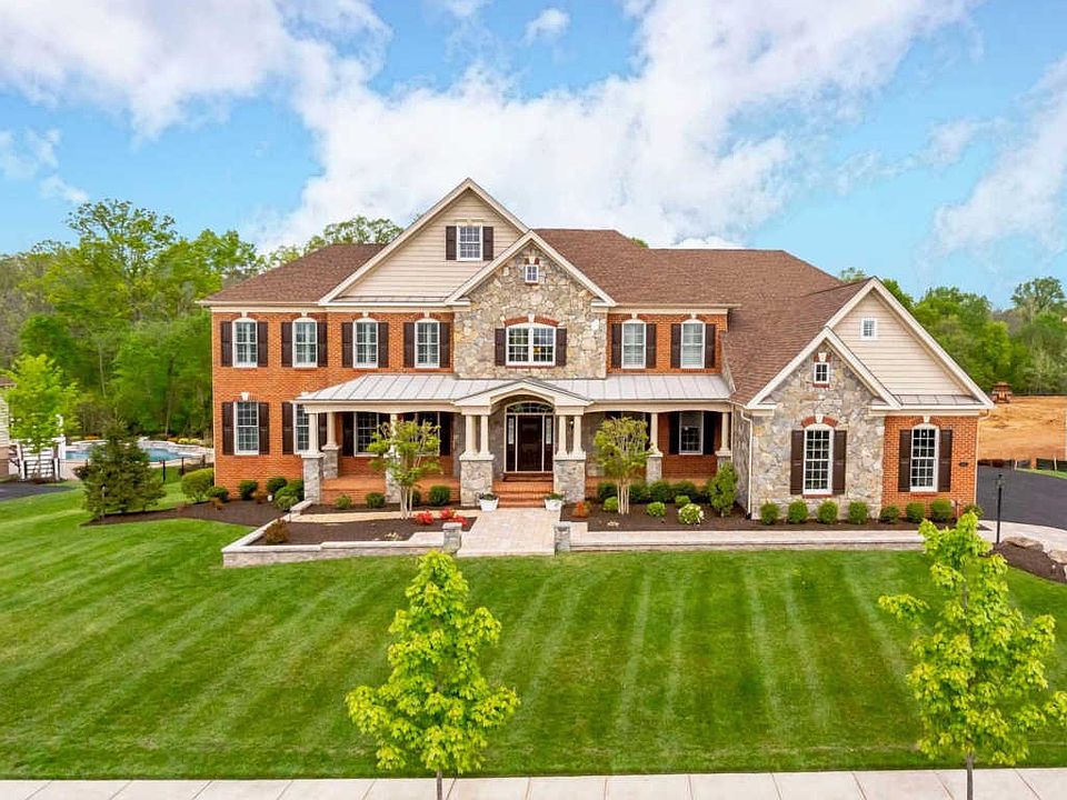 1st image of 5174 Bonnie Brae Farm Dr