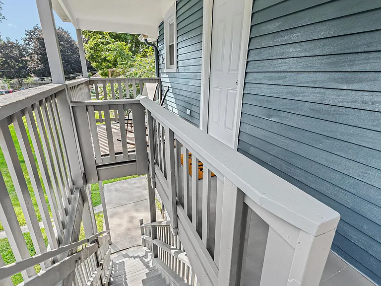 295 Euclid St — Photo 28