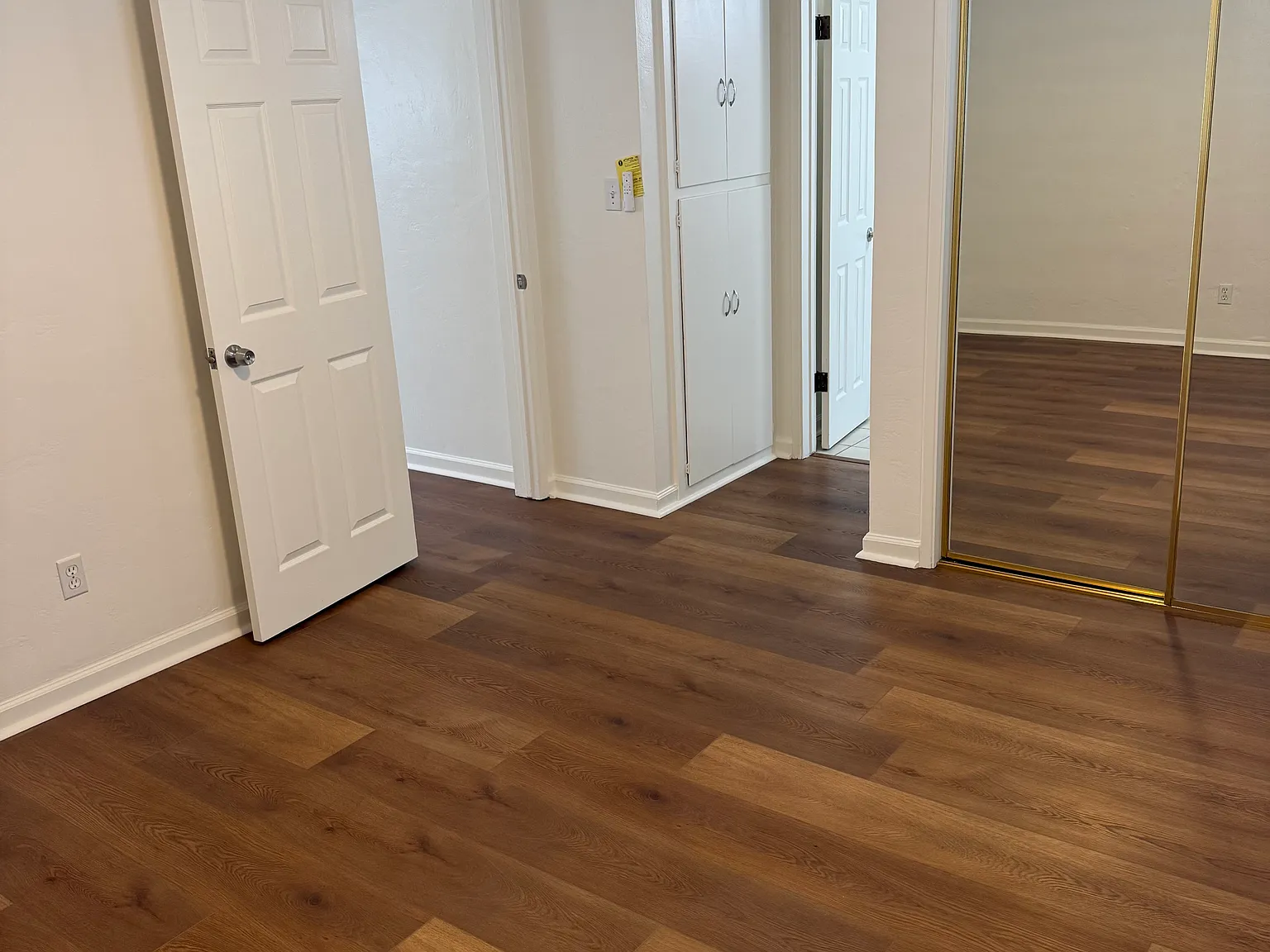 3109 1/2 Nimitz Boulevard — Photo 4