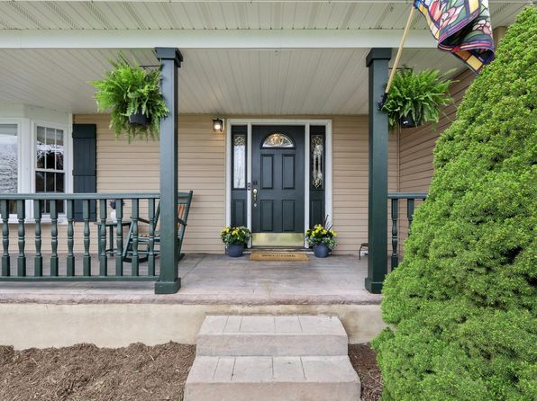 114 Neptune Drive, Monroe, NY 10950