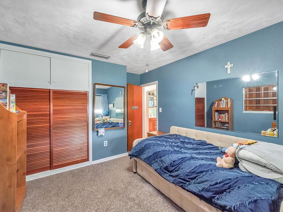 1st image of 2202 S 31st Street