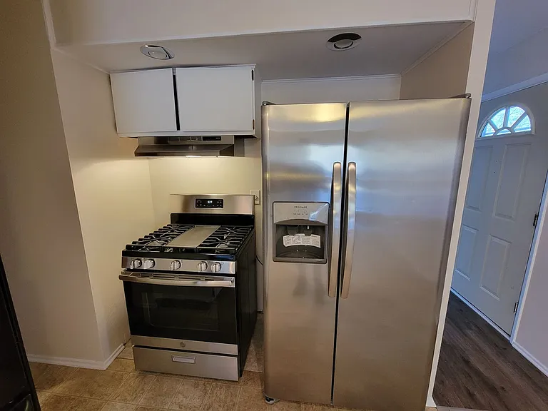 3125 Boynton Ave — Photo 8